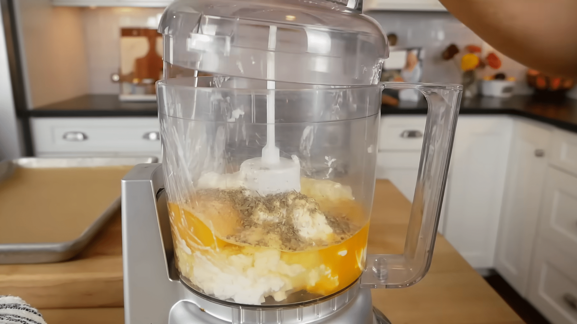 blend the ingredient