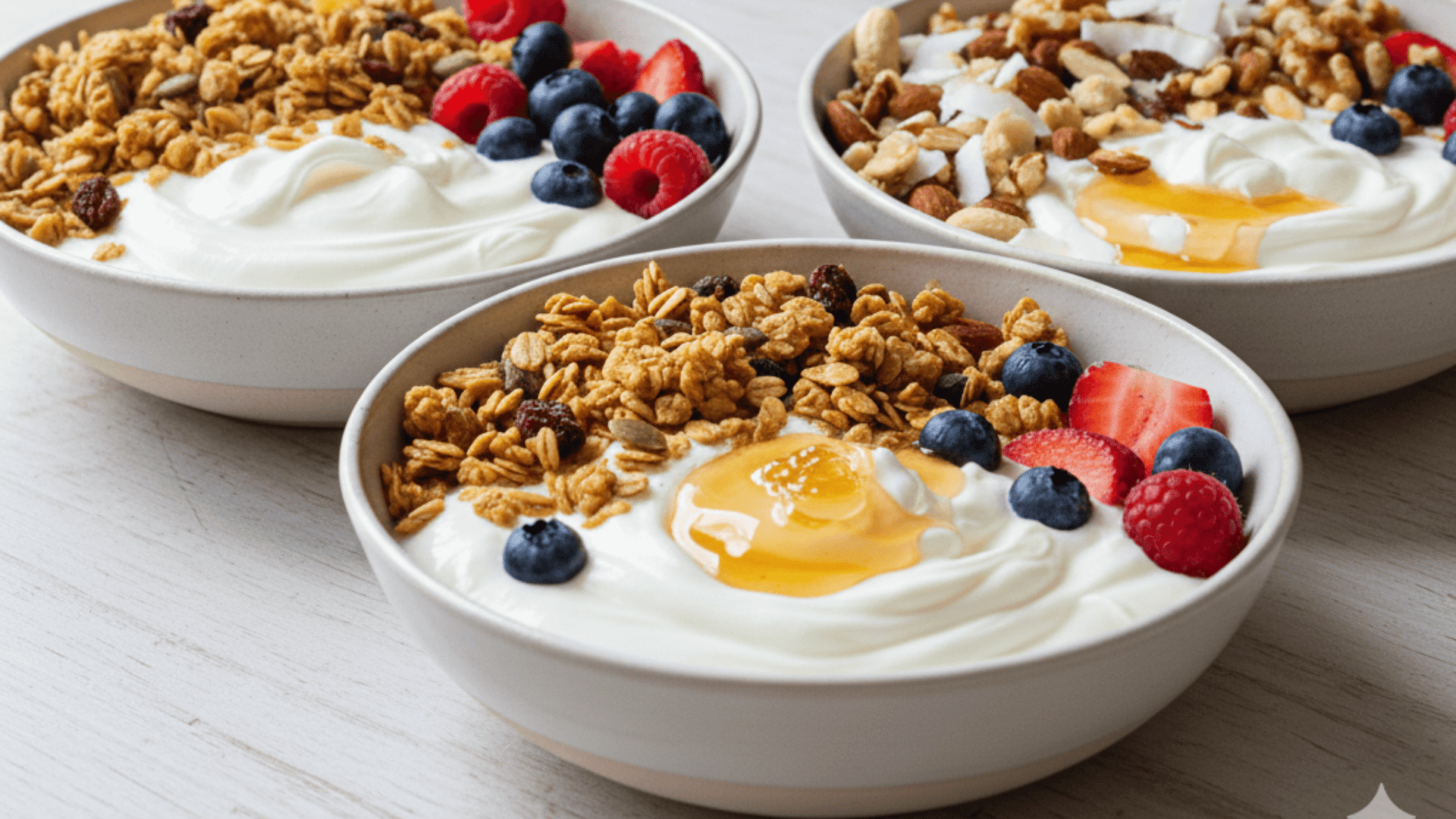 greek yogurt power bowls (1)