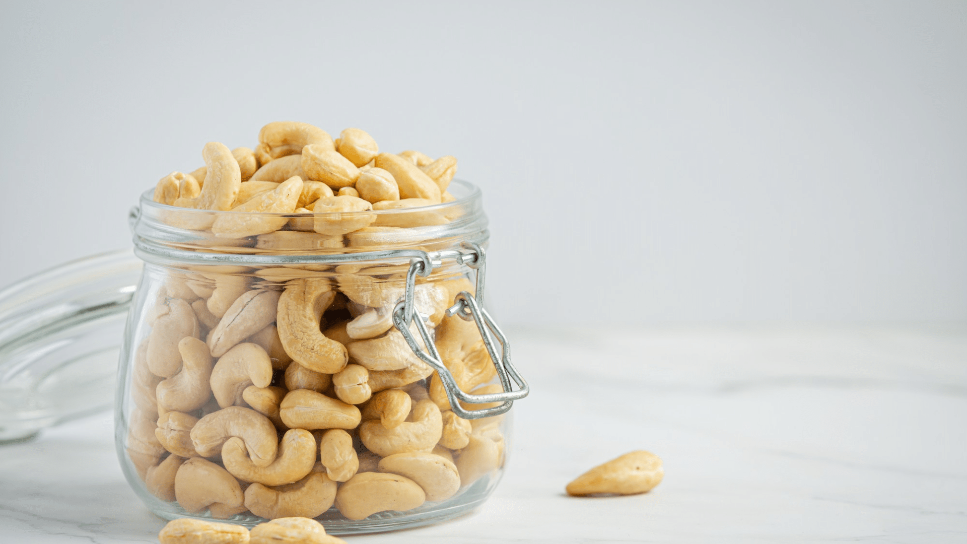 whole cashews showing a creamy low calorie nut for healthy everyday snacking