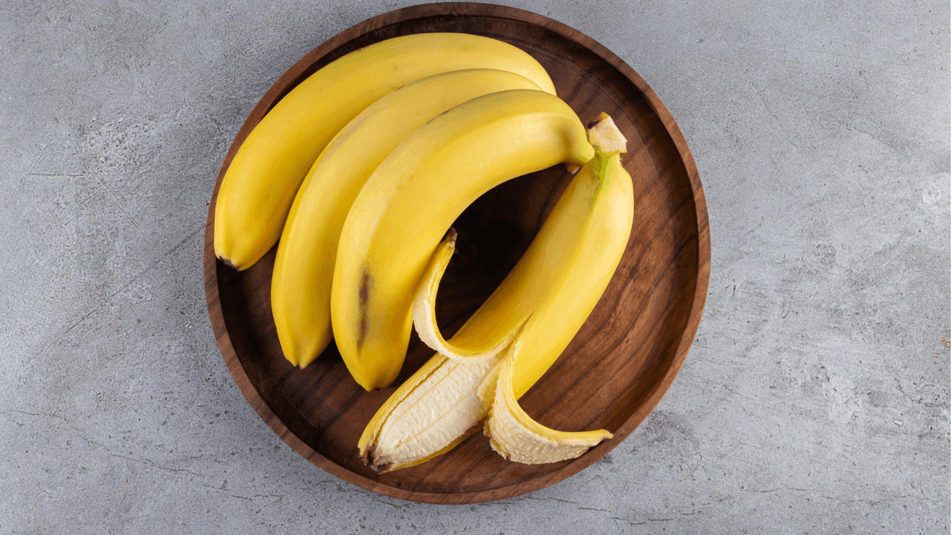 ripe yellow banana ready to provide quick energy before a morning workout (1)
